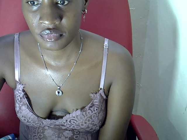 Nyangisexy1 live cam on BongaCams