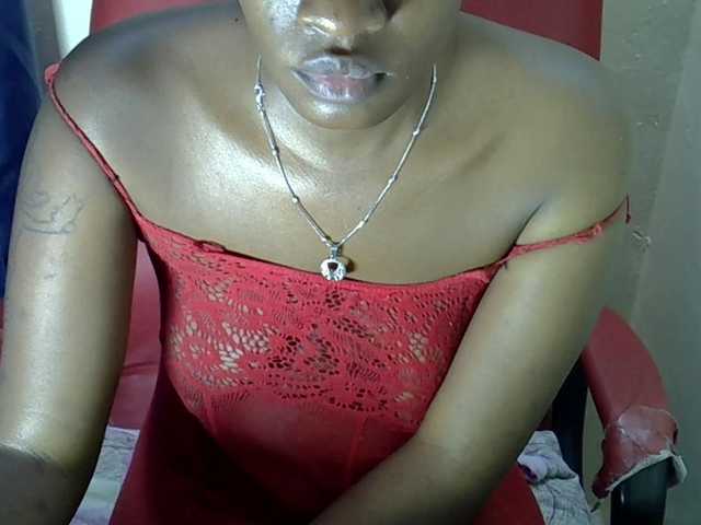 Nyangisexy1 Live-Cam auf BongaCams