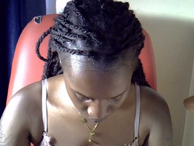 Nyangisexy1 live cam on BongaCams