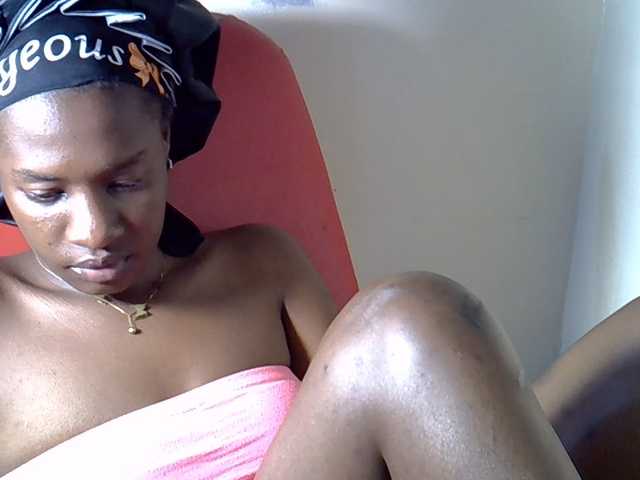 Nyangisexy1 live cam on BongaCams