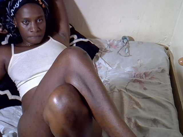 Nyangisexy1 live cam on BongaCams