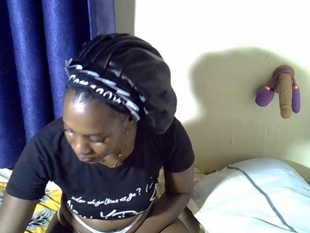 Nyangisexy1 live cam preview