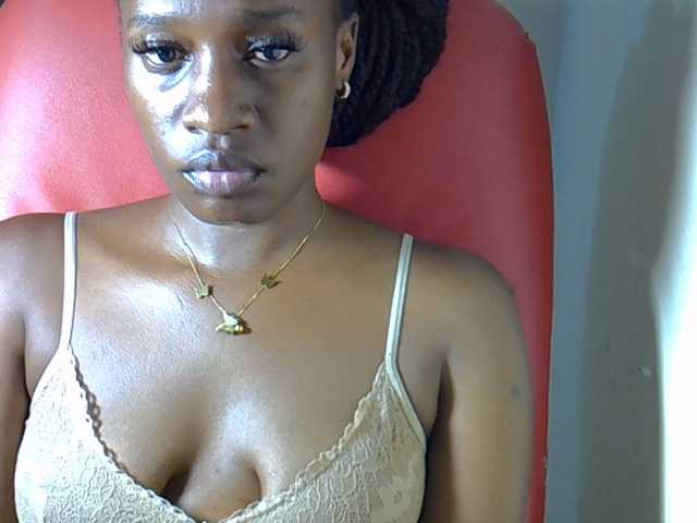 Nyangisexy1 live cam on BongaCams