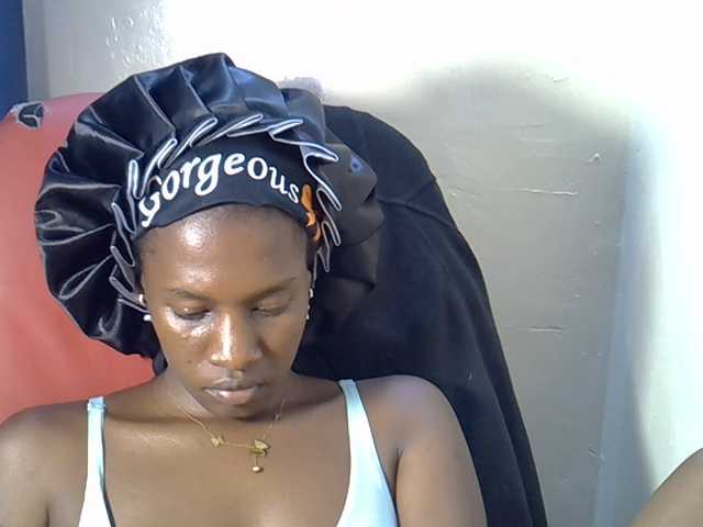 Nyangisexy1