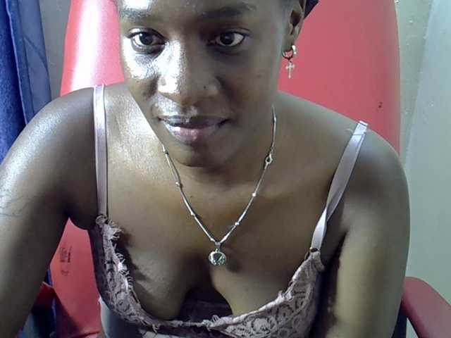 Nyangisexy1 live webcam show
