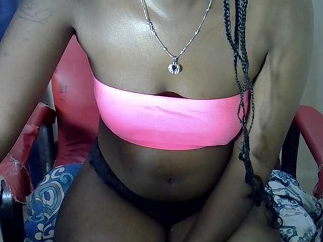 Nyangisexy1 Live-Cam auf BongaCams