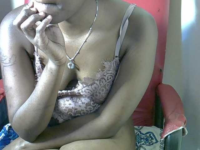 Nyangisexy1 live cam on BongaCams