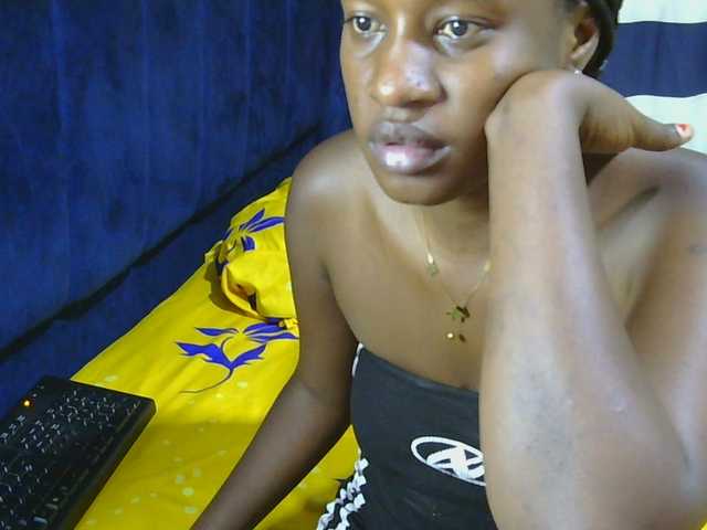 Nyangisexy1 live cam on BongaCams