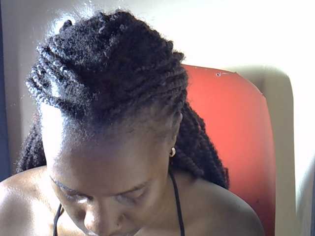Nyangisexy1 live cam on BongaCams