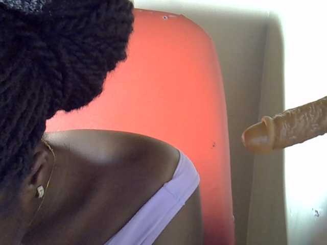 Nyangisexy1 live cam on BongaCams