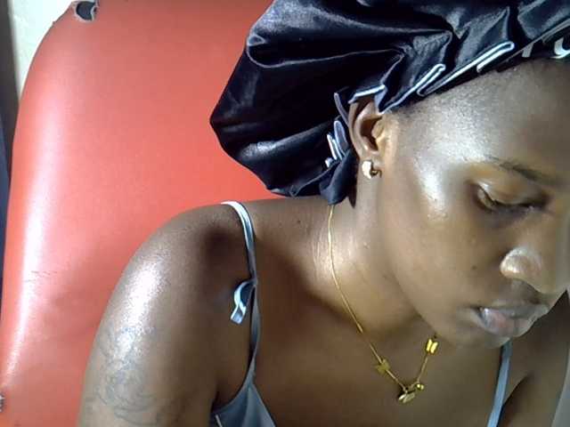 Nyangisexy1 live cam on BongaCams