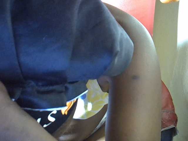 Nyangisexy1 live cam on BongaCams
