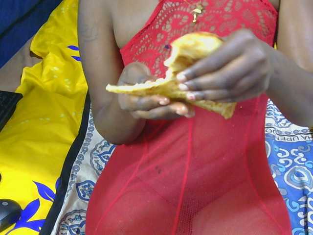 Nyangisexy1 live cam on BongaCams