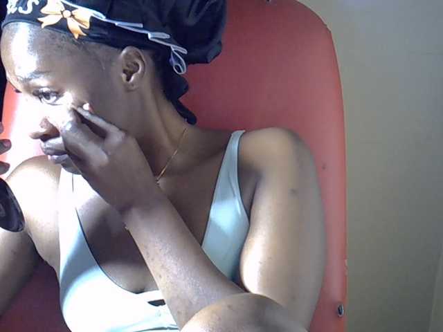 Nyangisexy1 live cam preview