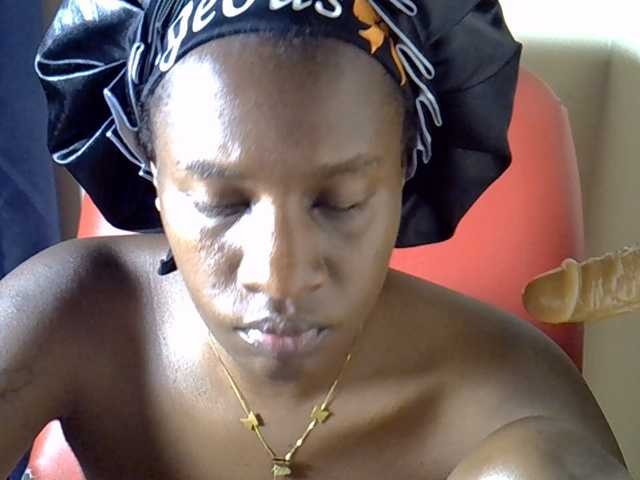 Nyangisexy1