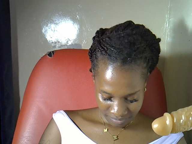 Nyangisexy1