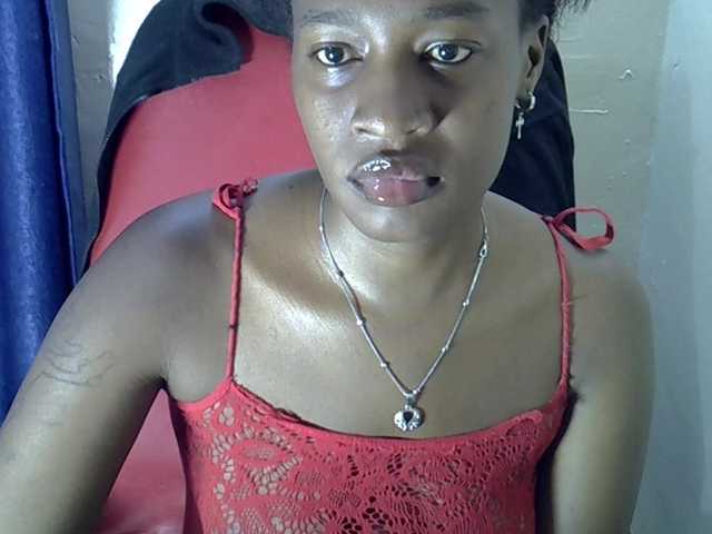 Nyangisexy1 live cam on UnifiedCams