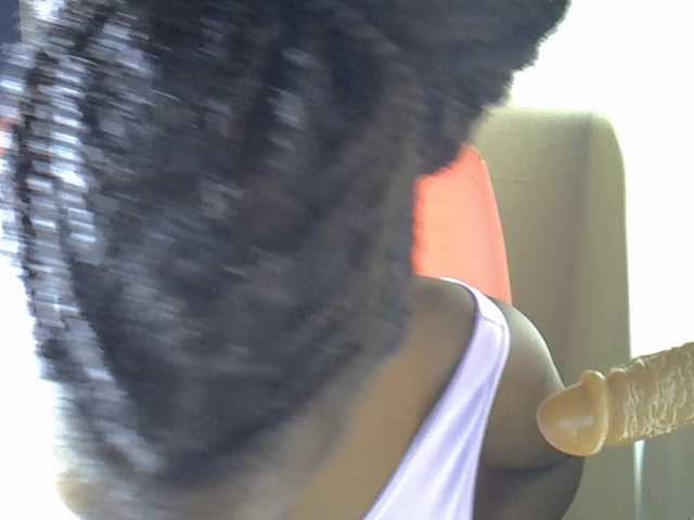 Nyangisexy1 live cam on BongaCams