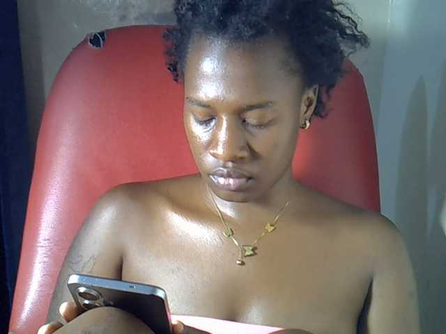 Nyangisexy1