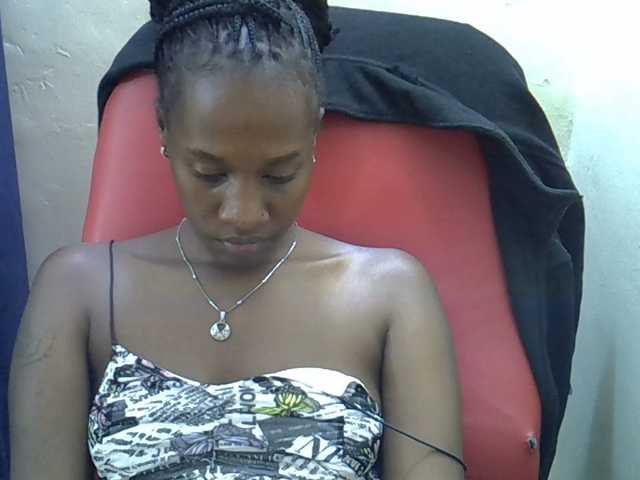 Nyangisexy1 live cam on BongaCams