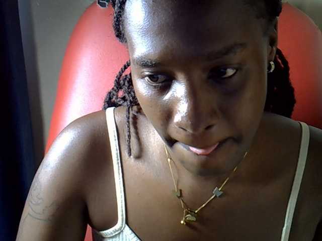 Nyangisexy1 live cam on BongaCams