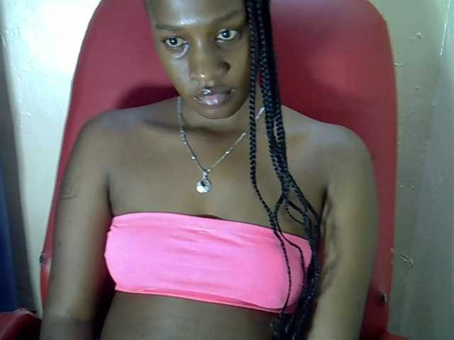 Nyangisexy1 live cam on BongaCams