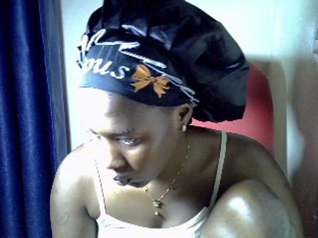 Nyangisexy1