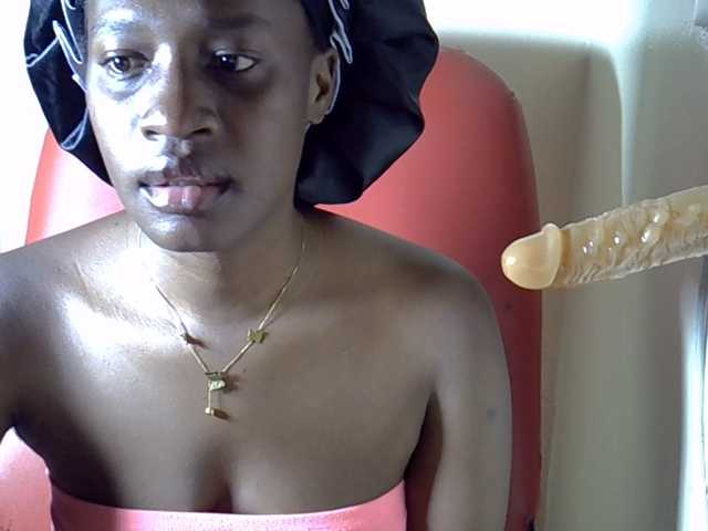 Nyangisexy1 live cam on BongaCams