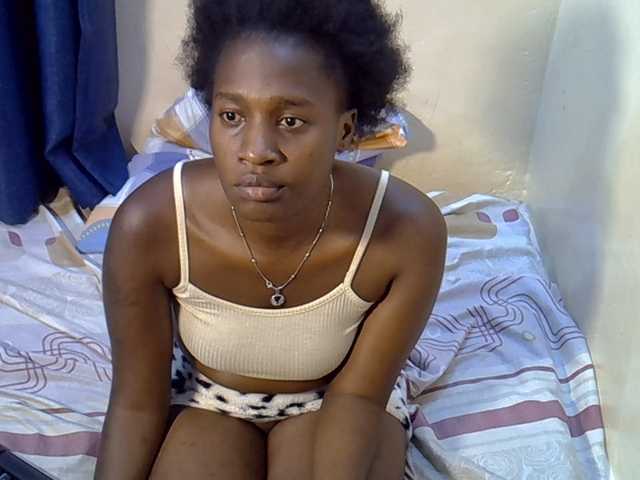 Nyangisexy1 live cam on BongaCams