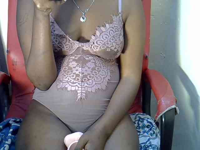 Nyangisexy1 webcam
