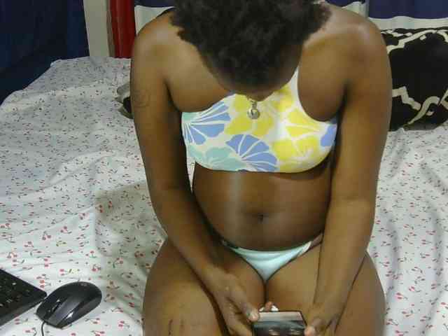 Nyangisexy1 webcam