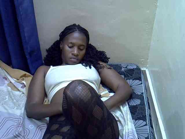 Nyangisexy1