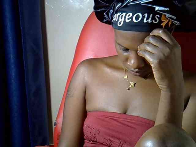 Nyangisexy1