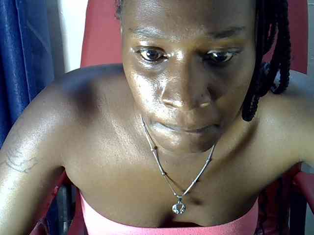 Nyangisexy1