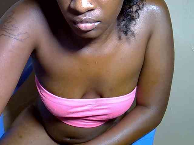 Nyangisexy1 webcam
