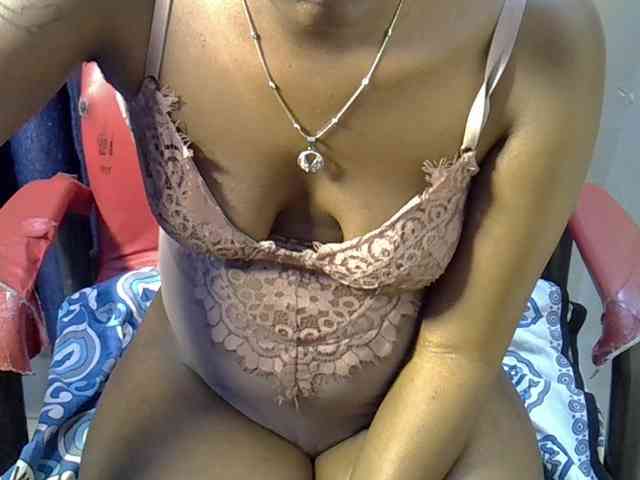 Nyangisexy1