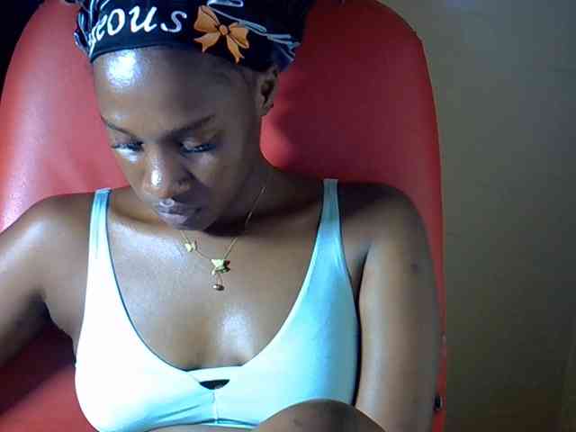 Nyangisexy1