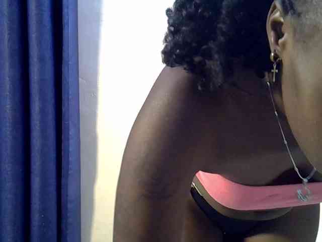 Nyangisexy1