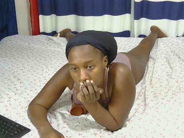 Nyangisexy1 webcam