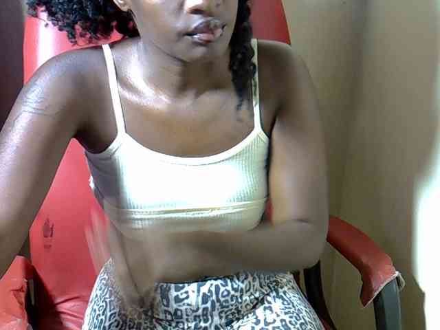 Nyangisexy1 webcam