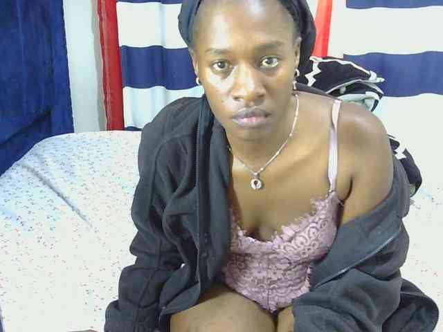 Nyangisexy1