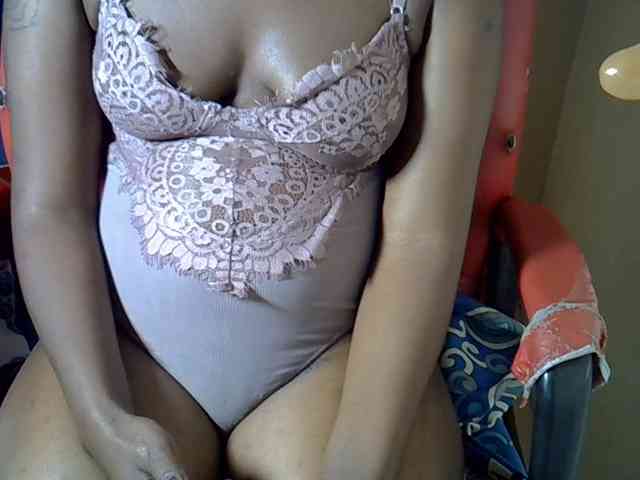 Nyangisexy1