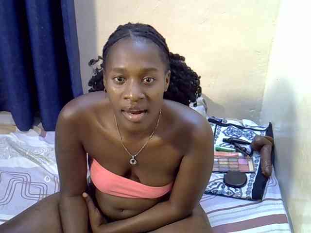 Nyangisexy1