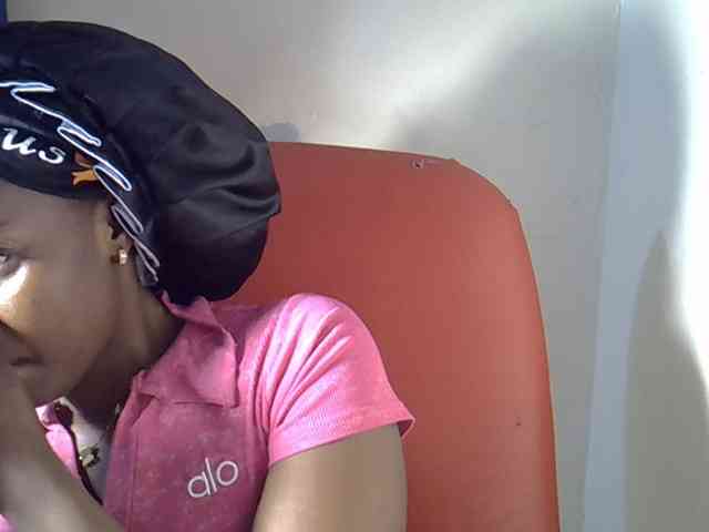 Nyangisexy1