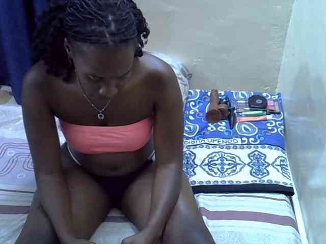 Nyangisexy1 webcam