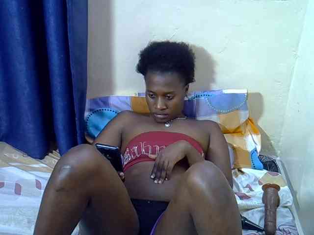 Nyangisexy1 webcam