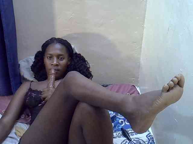 Nyangisexy1