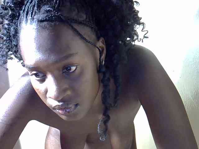 Nyangisexy1 webcam