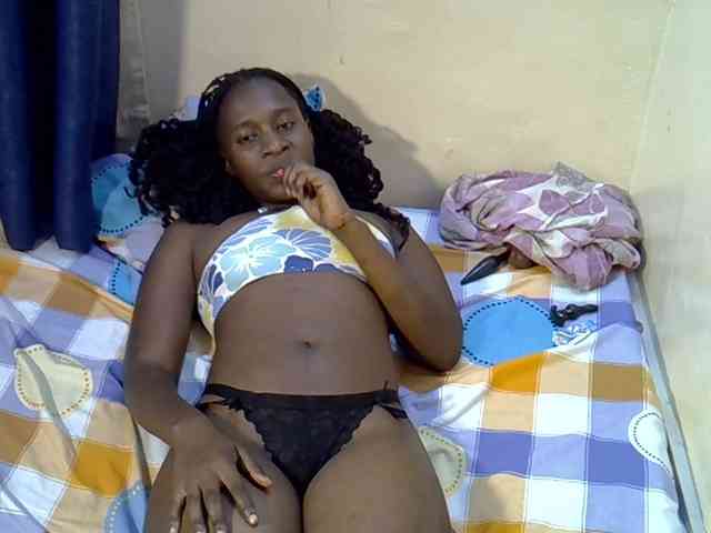 Nyangisexy1 webcam
