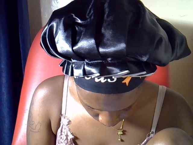Nyangisexy1
